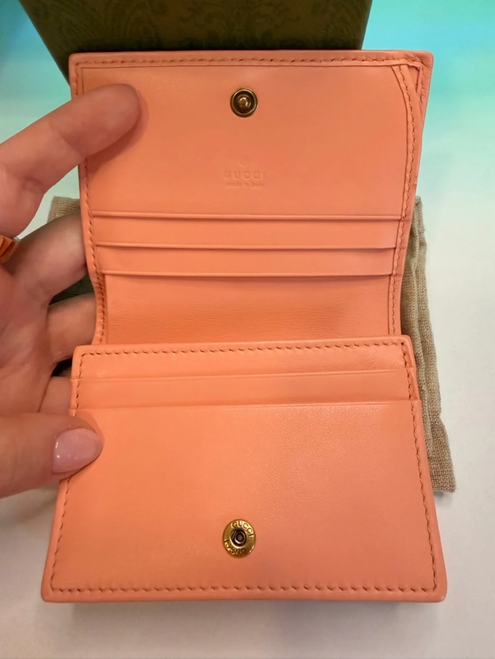 GUCCI Coral Quilted Leather GG Compact BIFOLD Wallet PINK - Picture 5 of 11